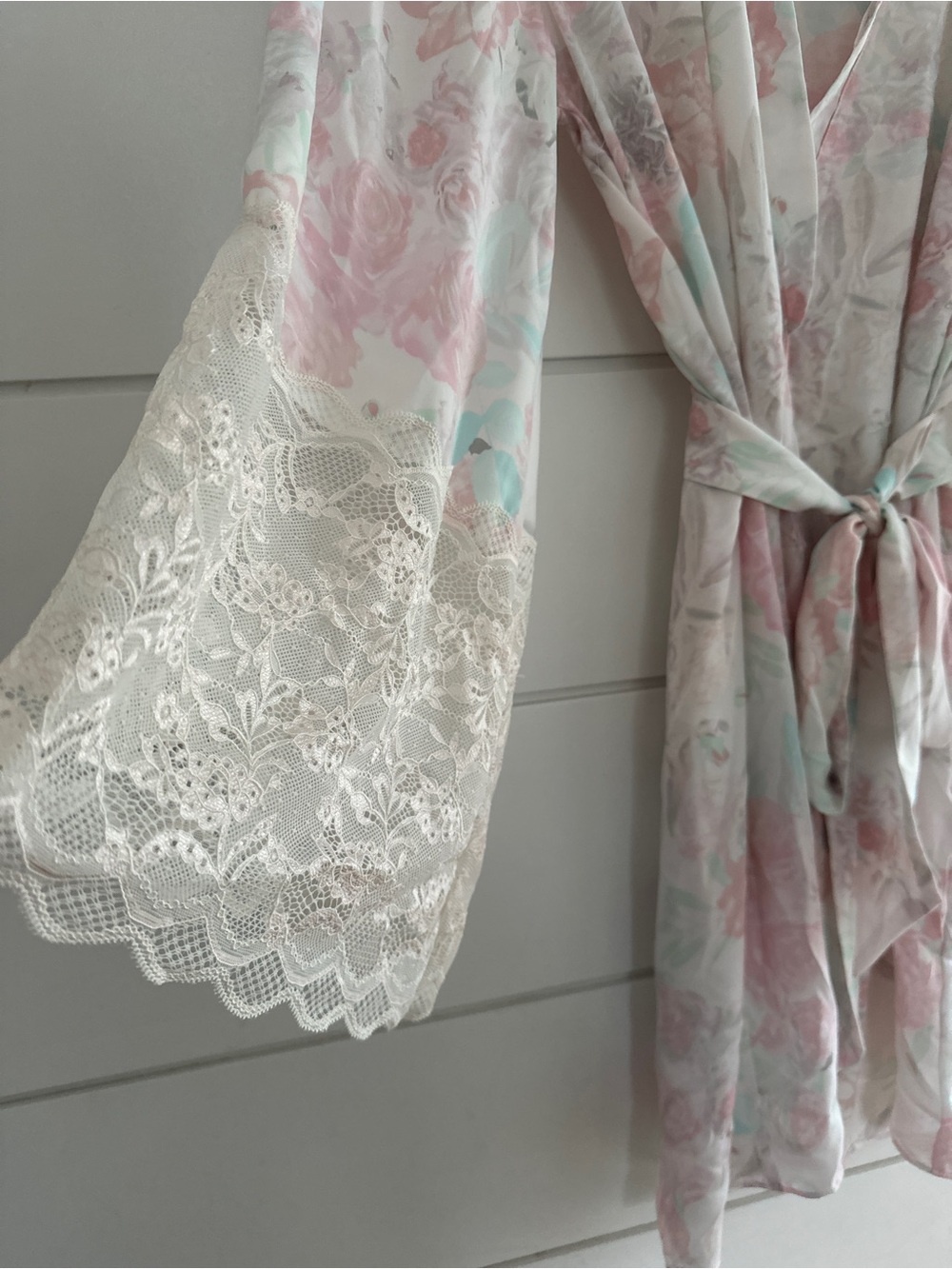 La Vie en Rose - Sheet House gown - Floral with Lace - Size: XS - Picture 3 of 5